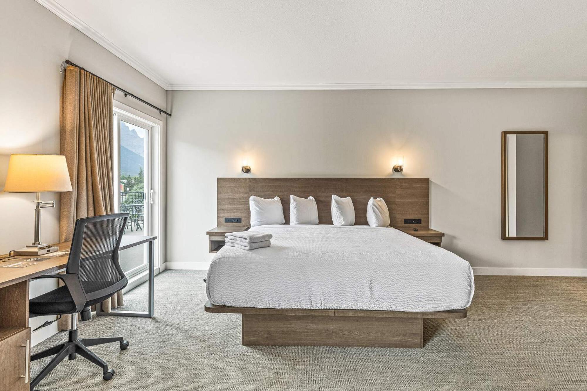 Hotel Northwinds By Basecamp Canmore Esterno foto