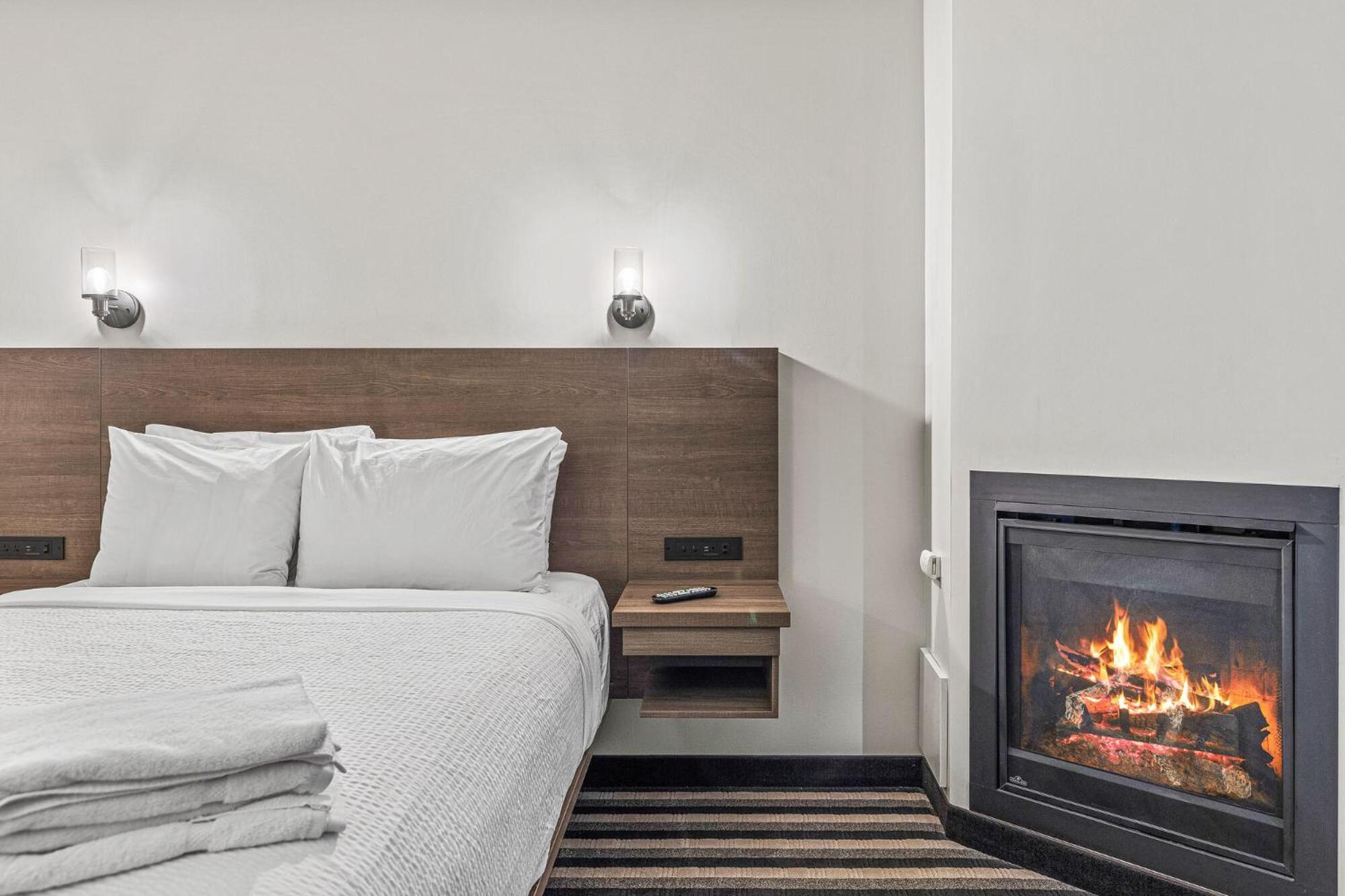Hotel Northwinds By Basecamp Canmore Esterno foto